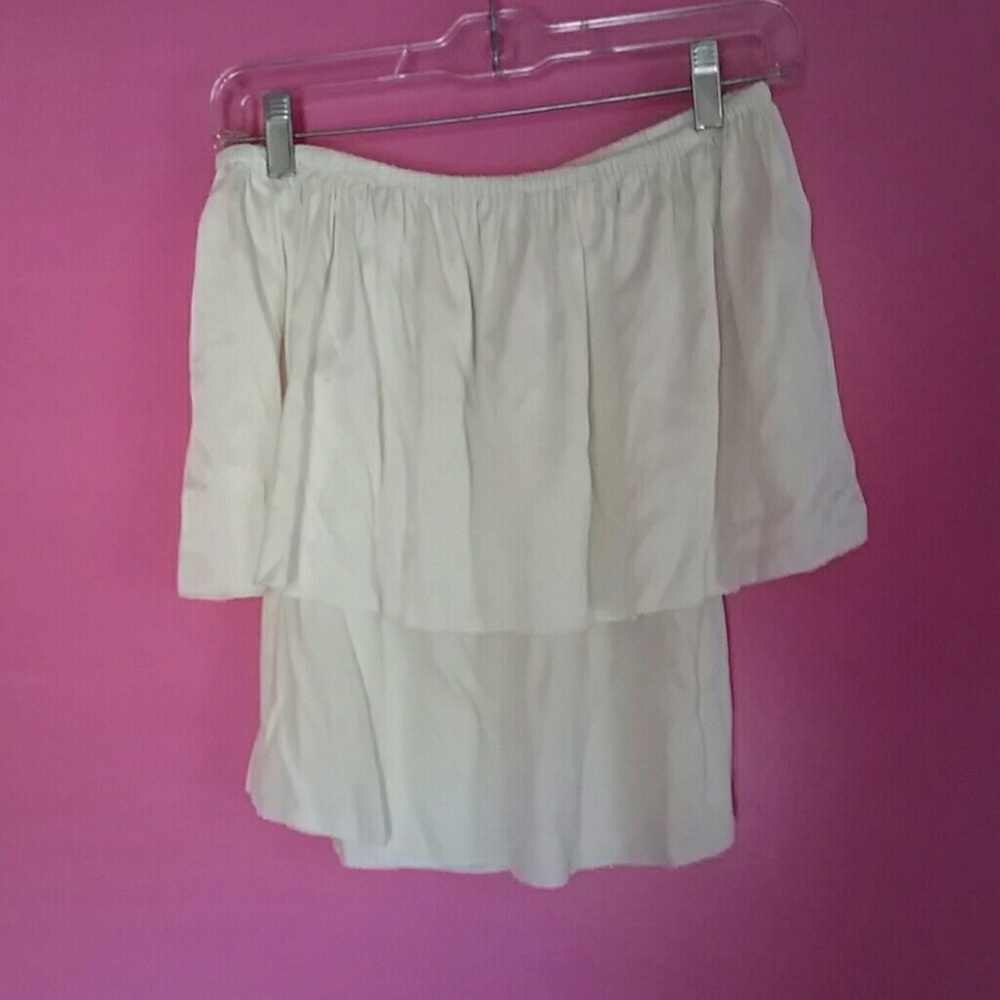 Roi off the shoulder top